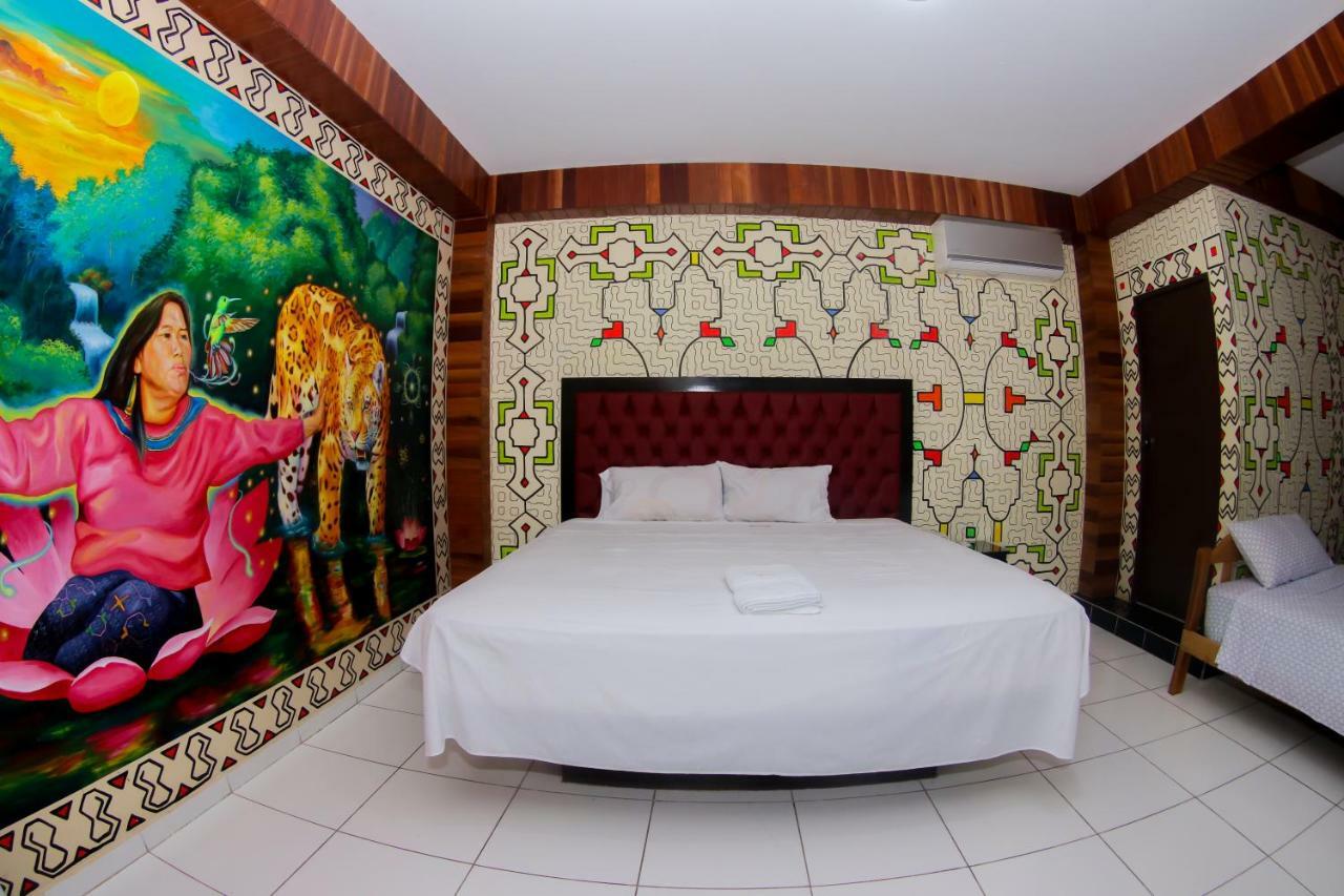 Gran Hotel Gusbet Pucallpa Exteriör bild